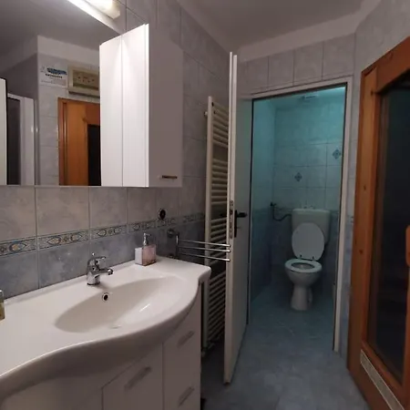 Simun Apartment Karlovac Exterior photo